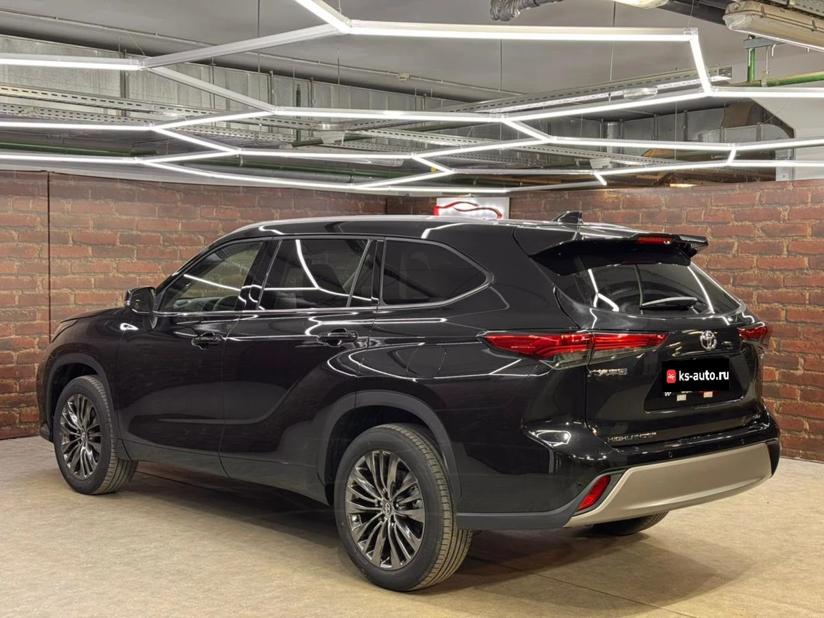 Toyota Highlander, 2025г, полный привод, автомат