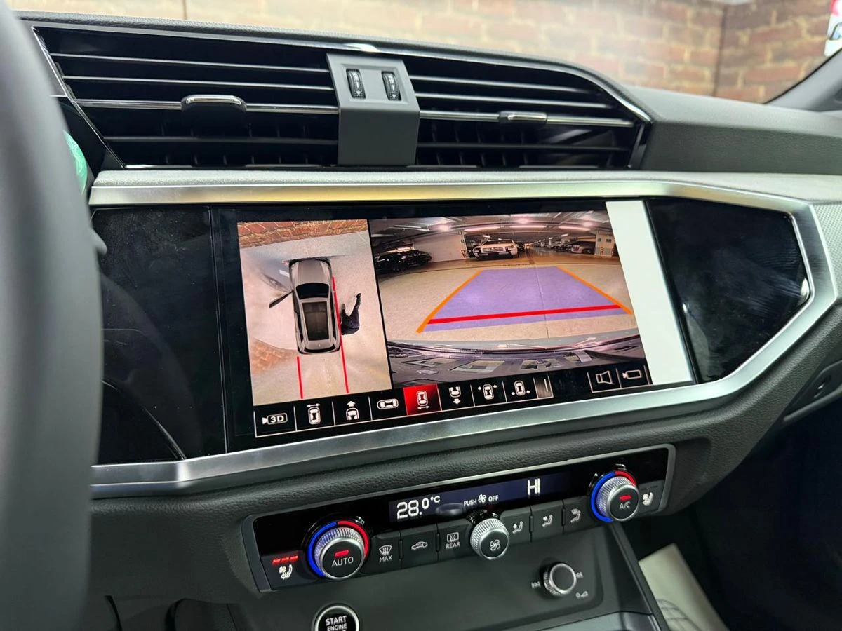 Audi Q3, 2025г, передний привод, робот