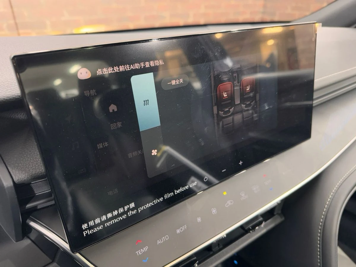 Toyota Camry, 2025г, передний привод, вариатор