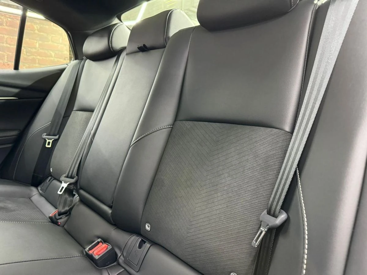 Toyota Camry, 2025г, передний привод, вариатор