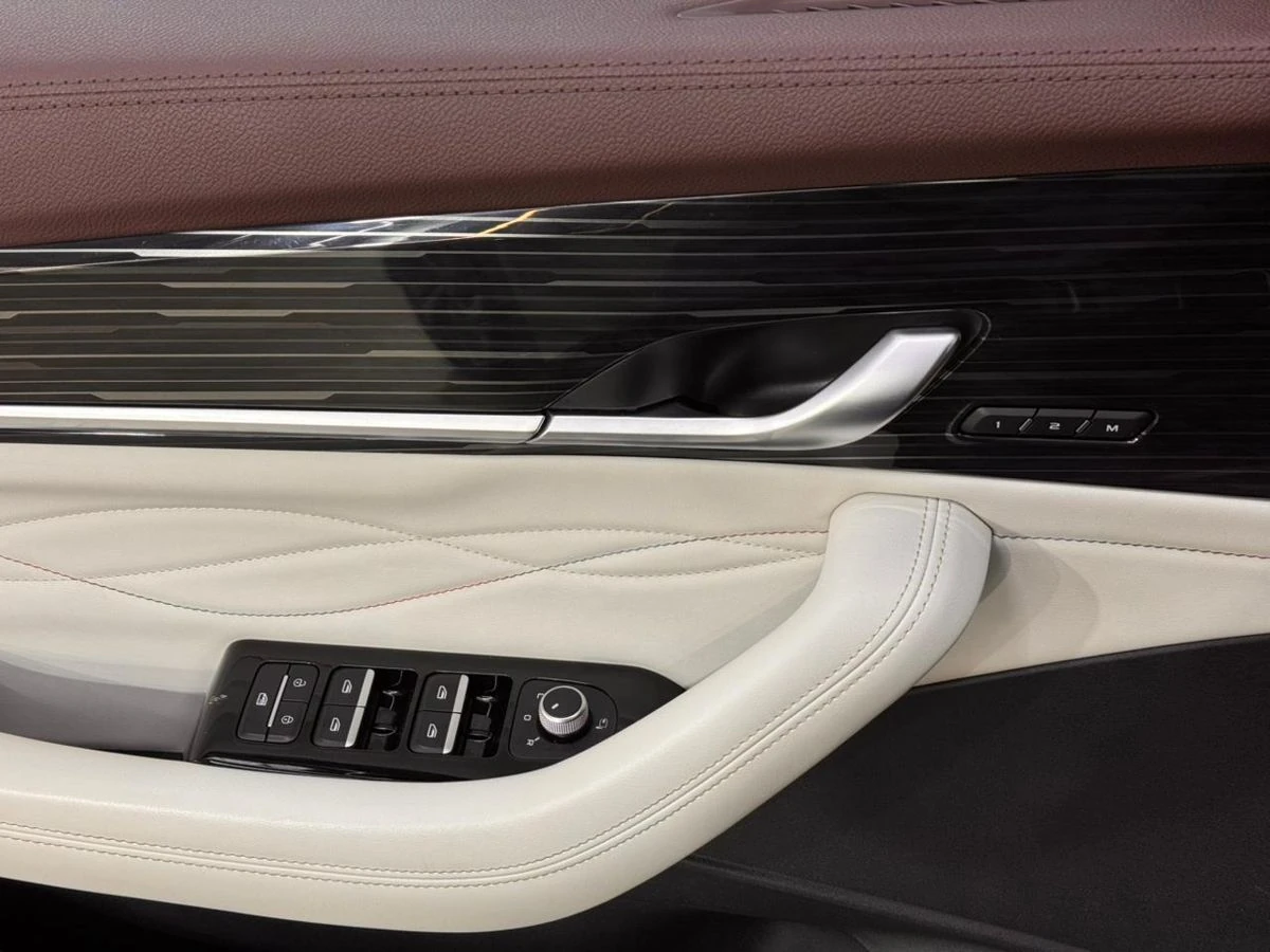 Geely Monjaro, 2023г, полный привод, автомат