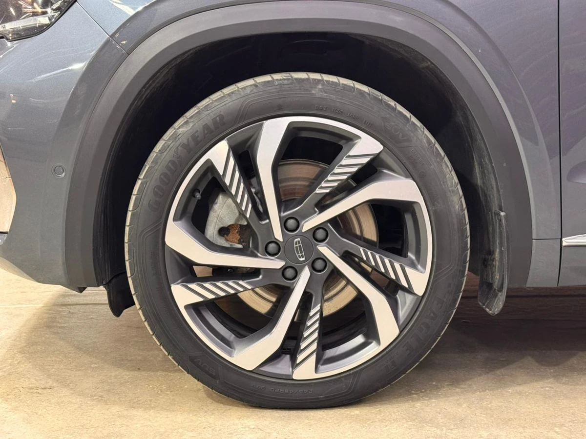 Geely Monjaro, 2023г, полный привод, автомат