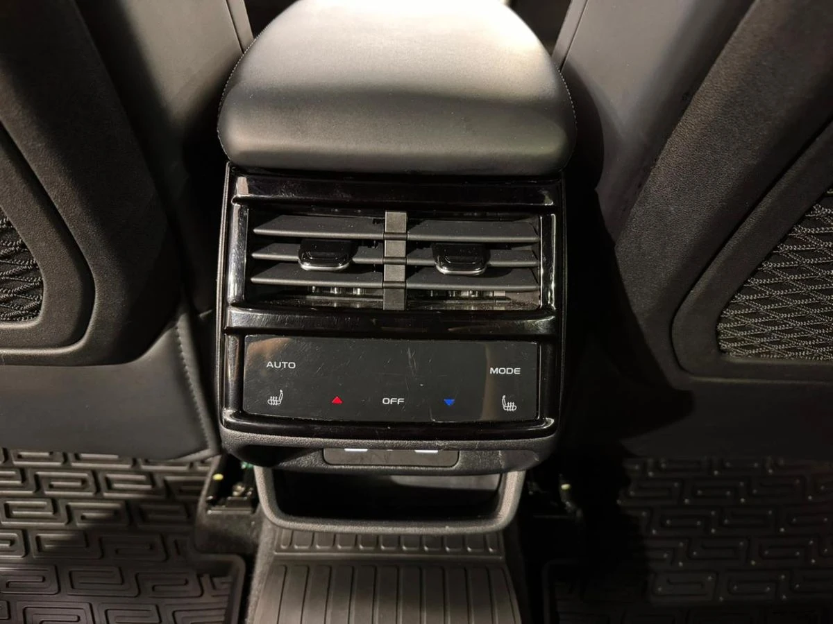 Geely Monjaro, 2023г, полный привод, автомат