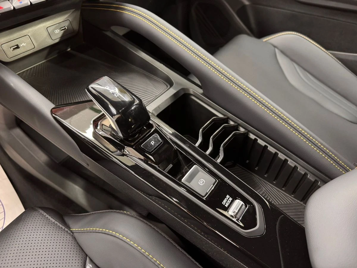 Geely Coolray, 2025г, передний привод, робот