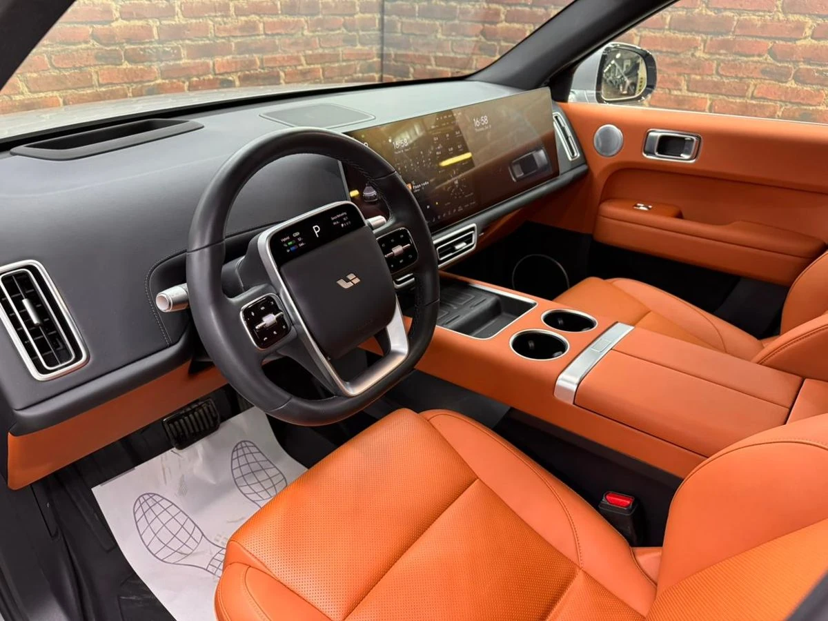 Lixiang L6, 2024г, полный привод, автомат