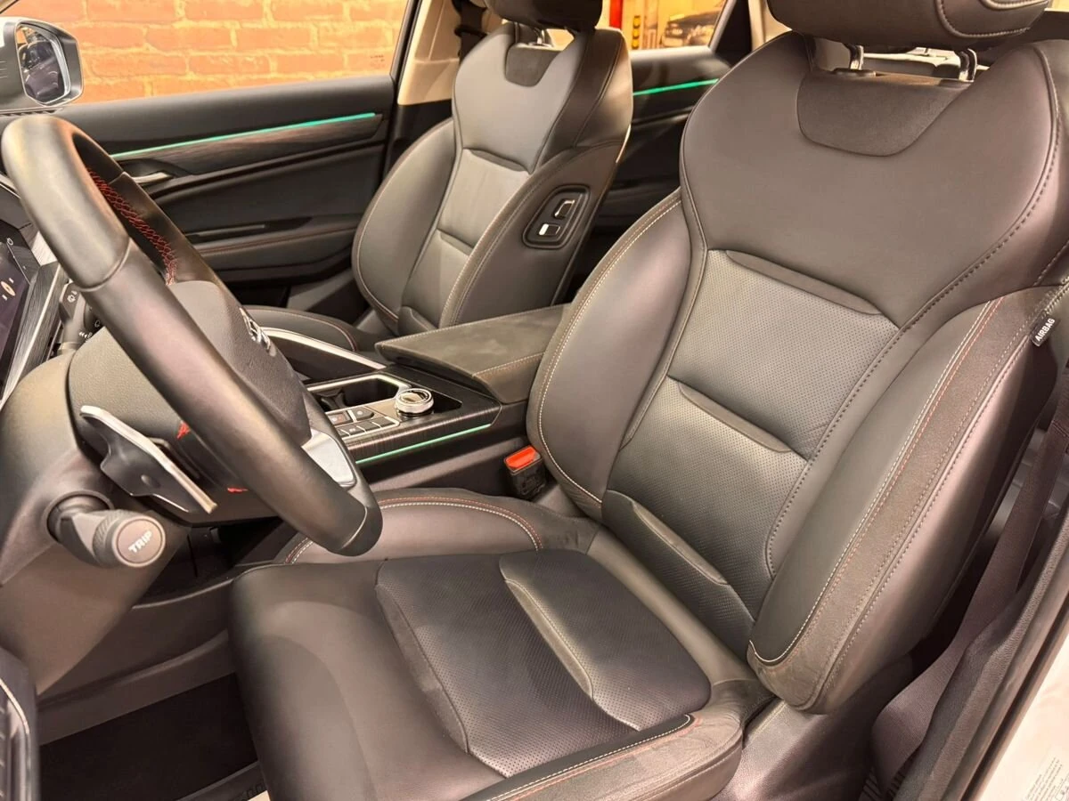 Geely Tugella, 2024г, полный привод, автомат