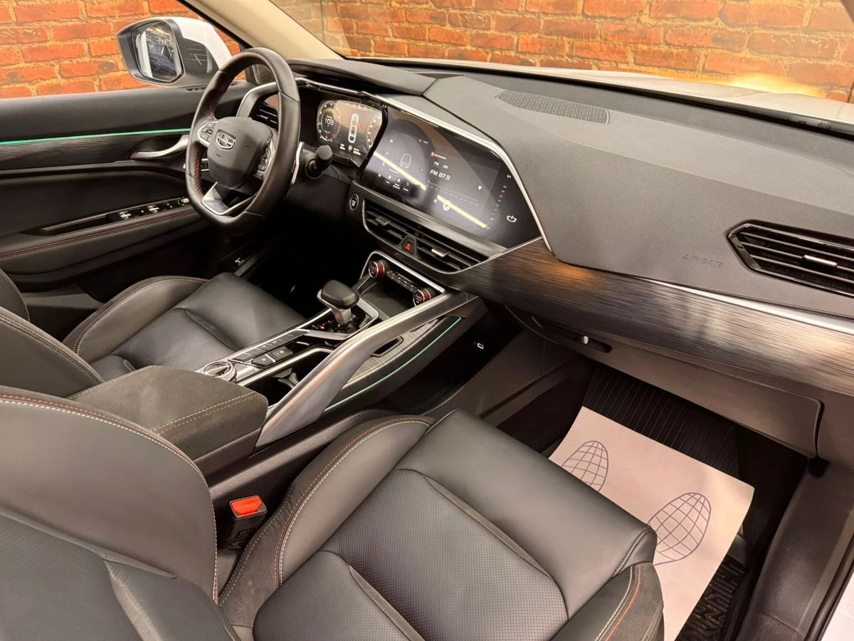 Geely Tugella, 2024г, полный привод, автомат