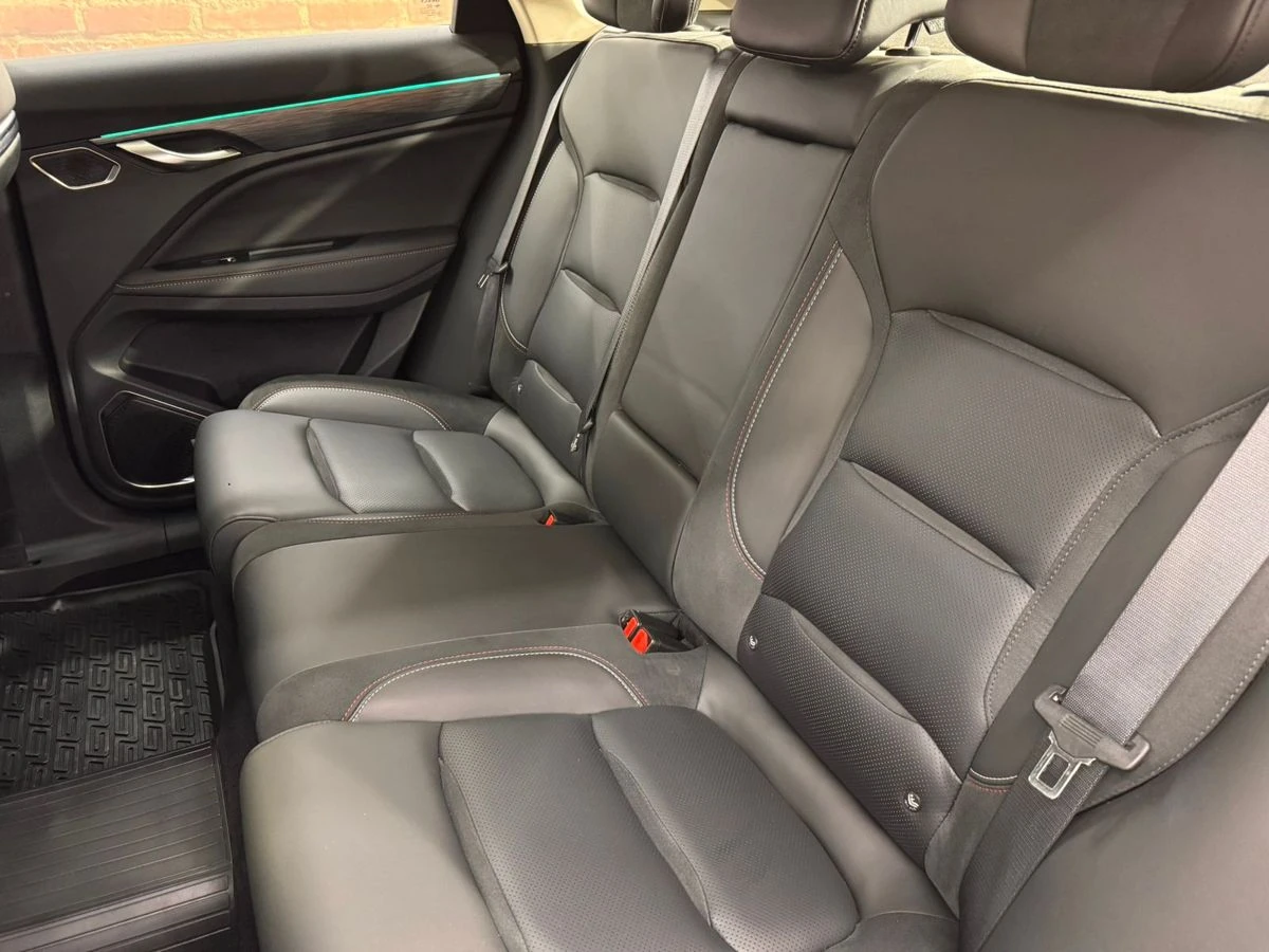 Geely Tugella, 2024г, полный привод, автомат