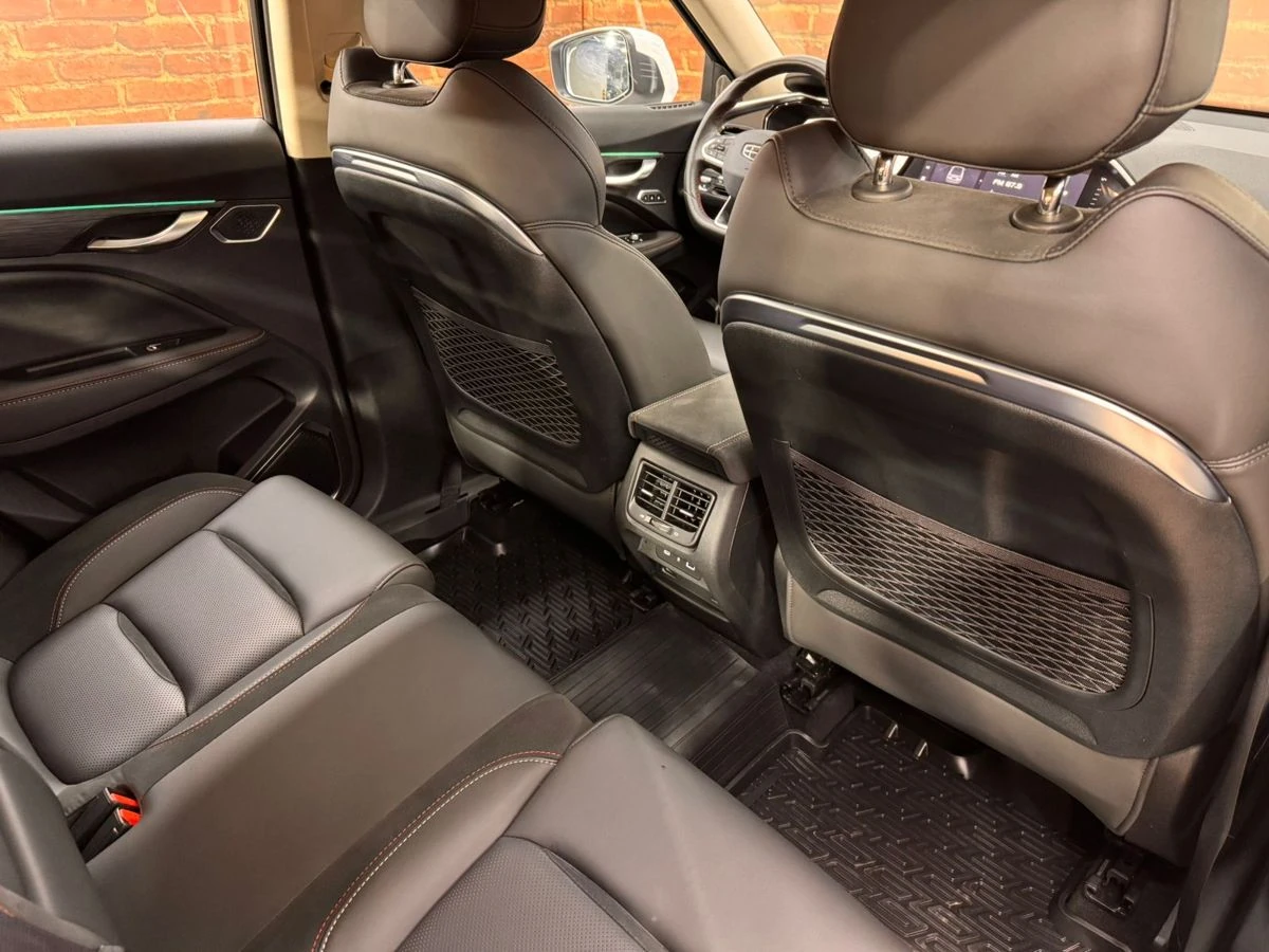 Geely Tugella, 2024г, полный привод, автомат