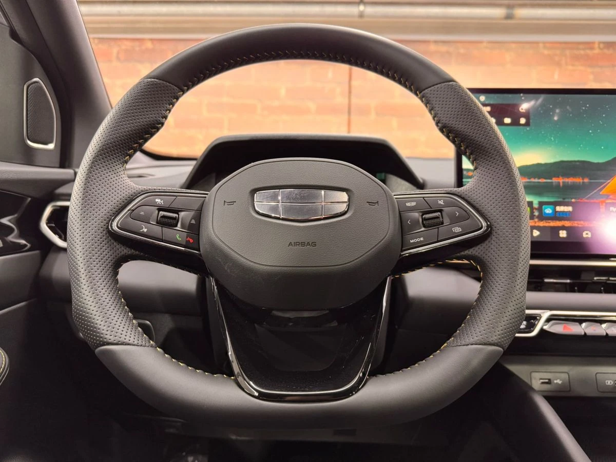 Geely Coolray, 2025г, передний привод, робот