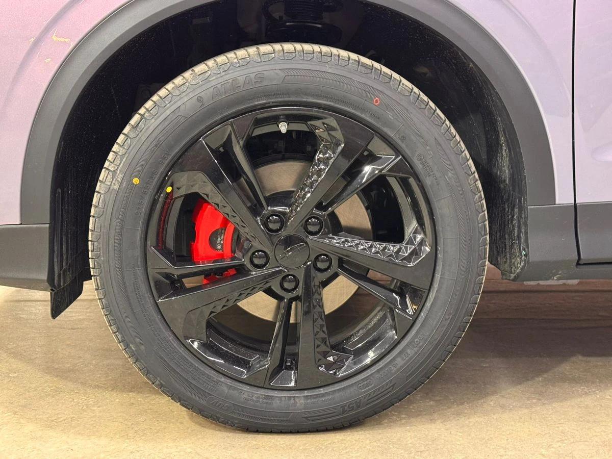 Geely Coolray, 2025г, передний привод, робот