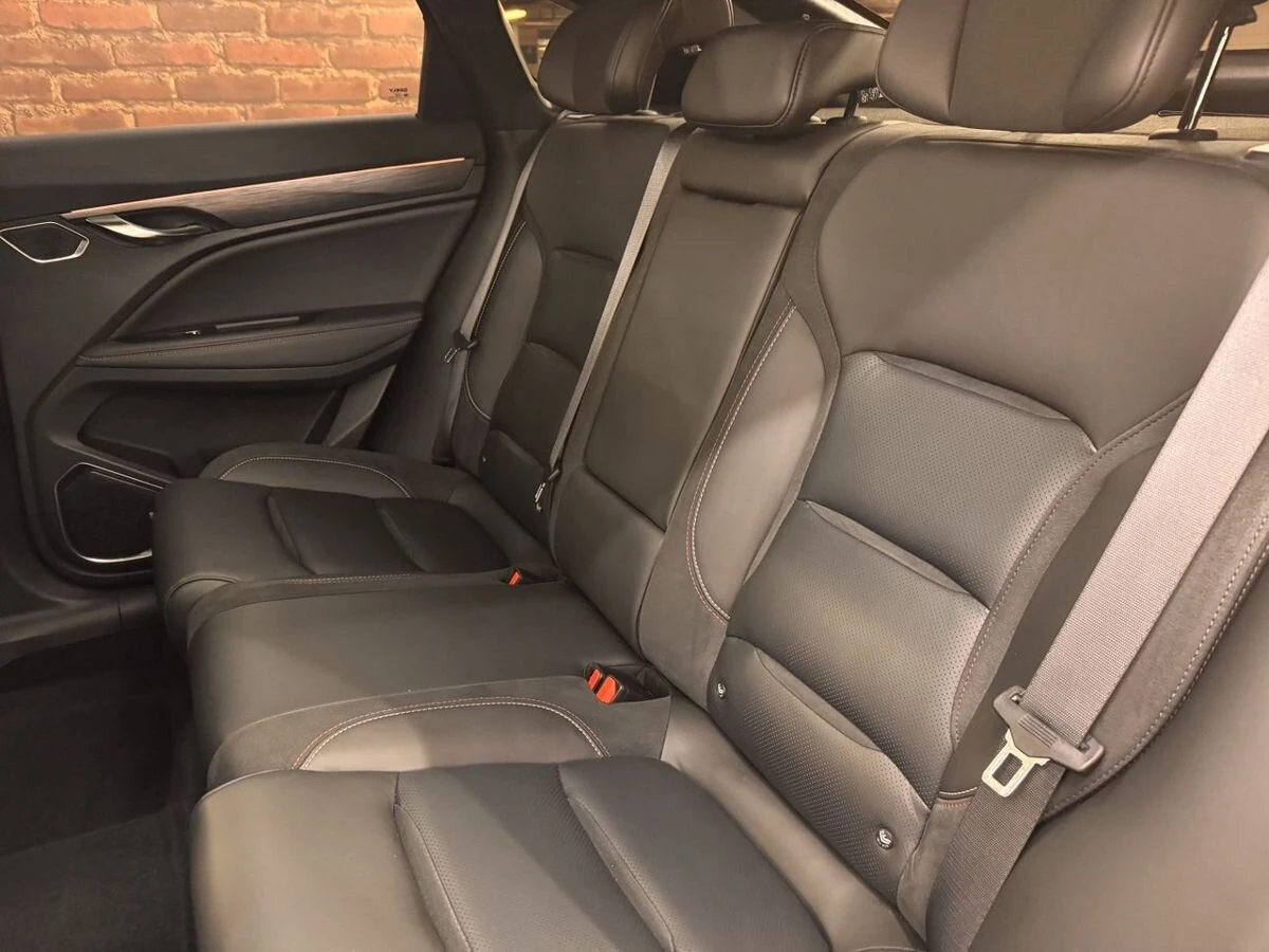 Geely Tugella, 2024г, полный привод, автомат