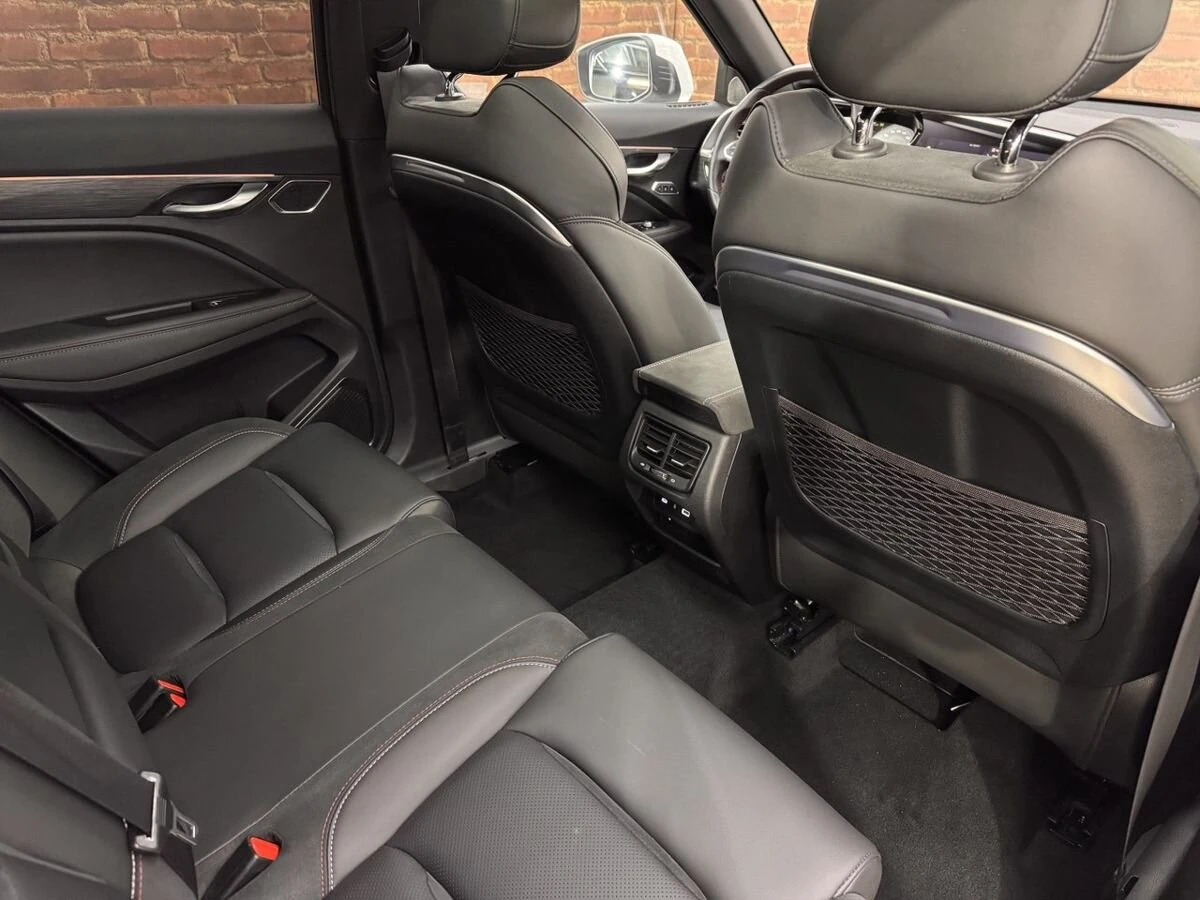 Geely Tugella, 2024г, полный привод, автомат