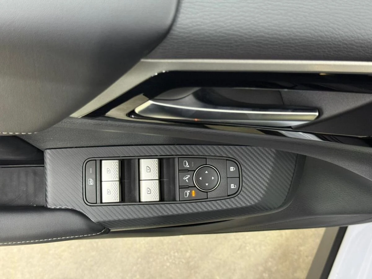 Mitsubishi Outlander, 2023г, полный привод, вариатор