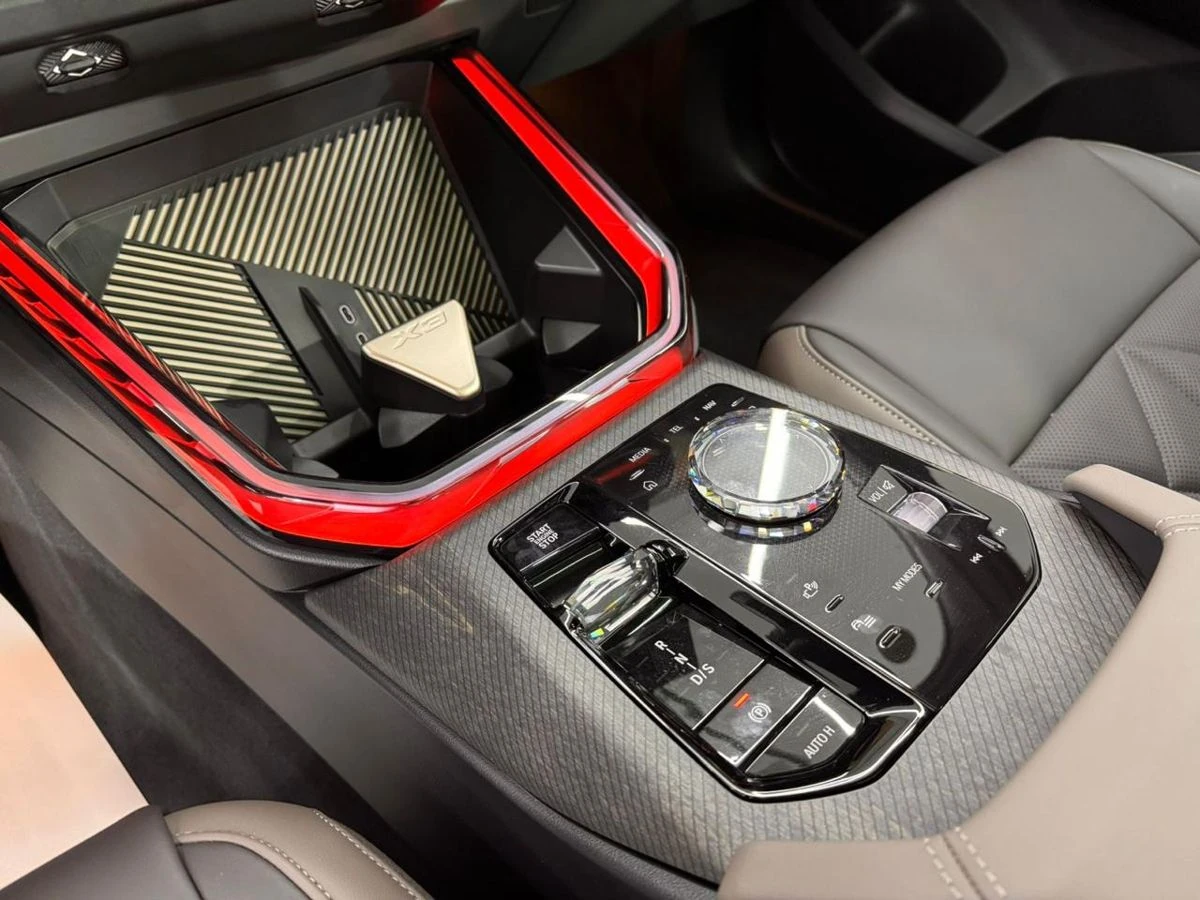 BMW X3, 2025г, полный привод, автомат