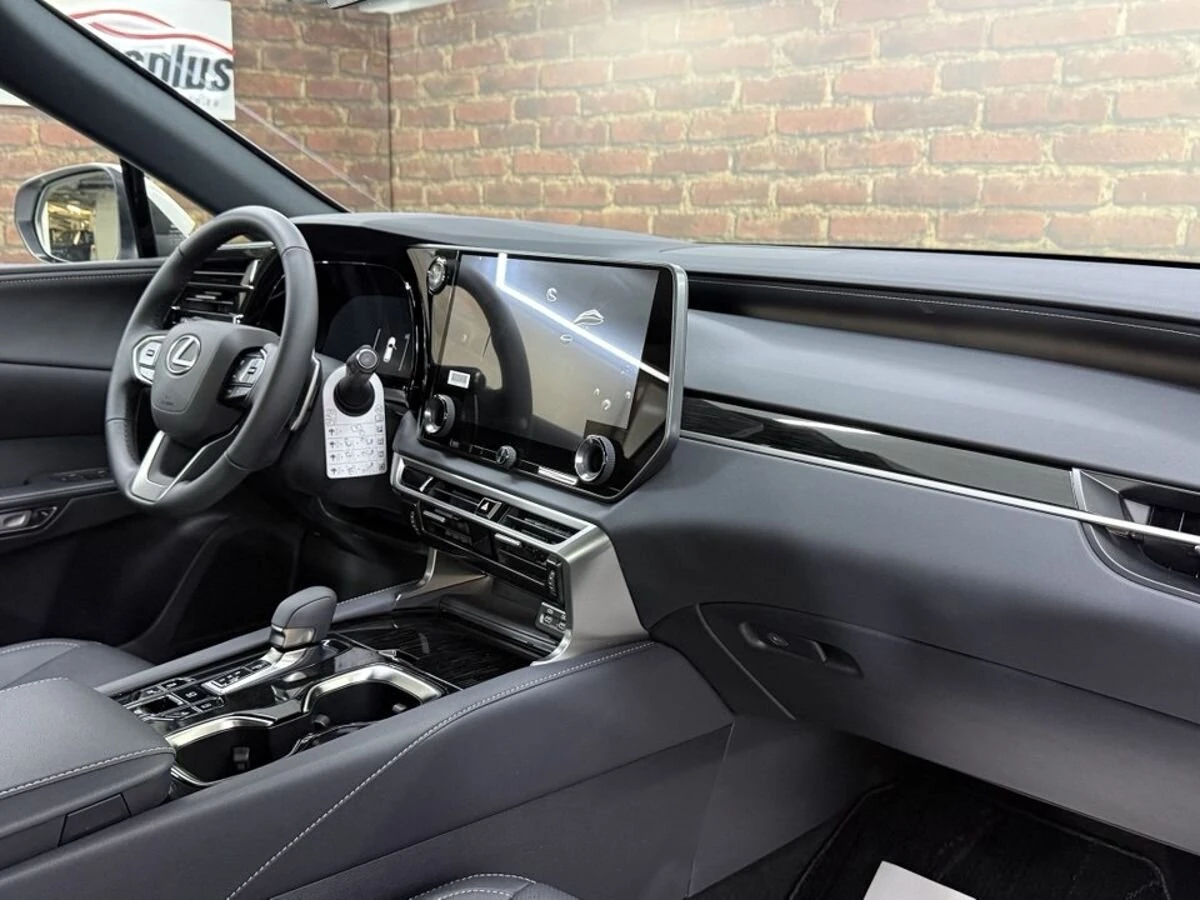 Lexus RX, 2025г, полный привод, автомат
