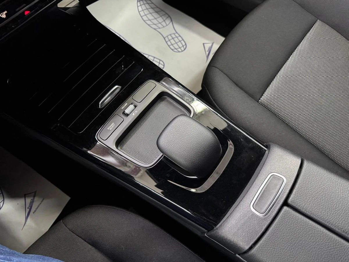 Mercedes-Benz A-Класс, 2019г, передний привод, робот