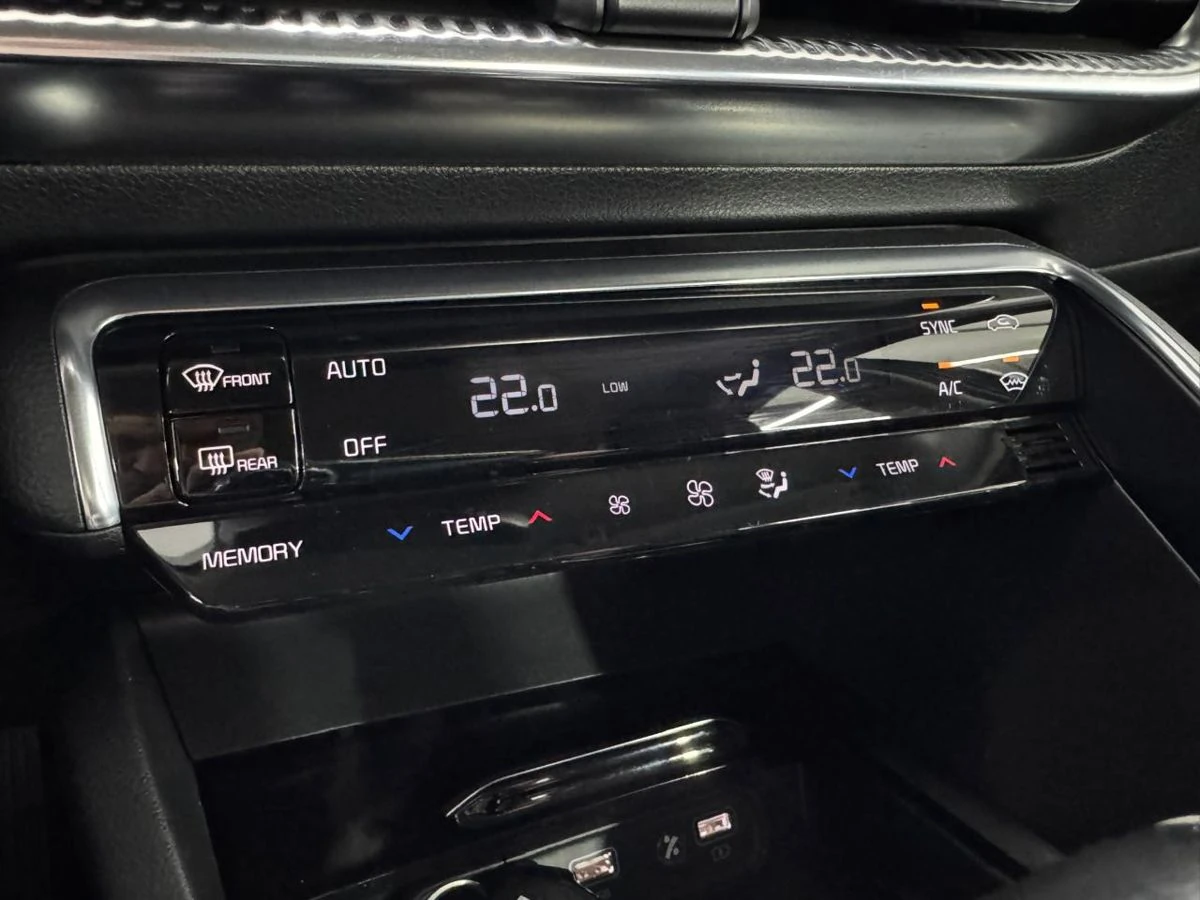 Kia K5, 2020г, передний привод, автомат