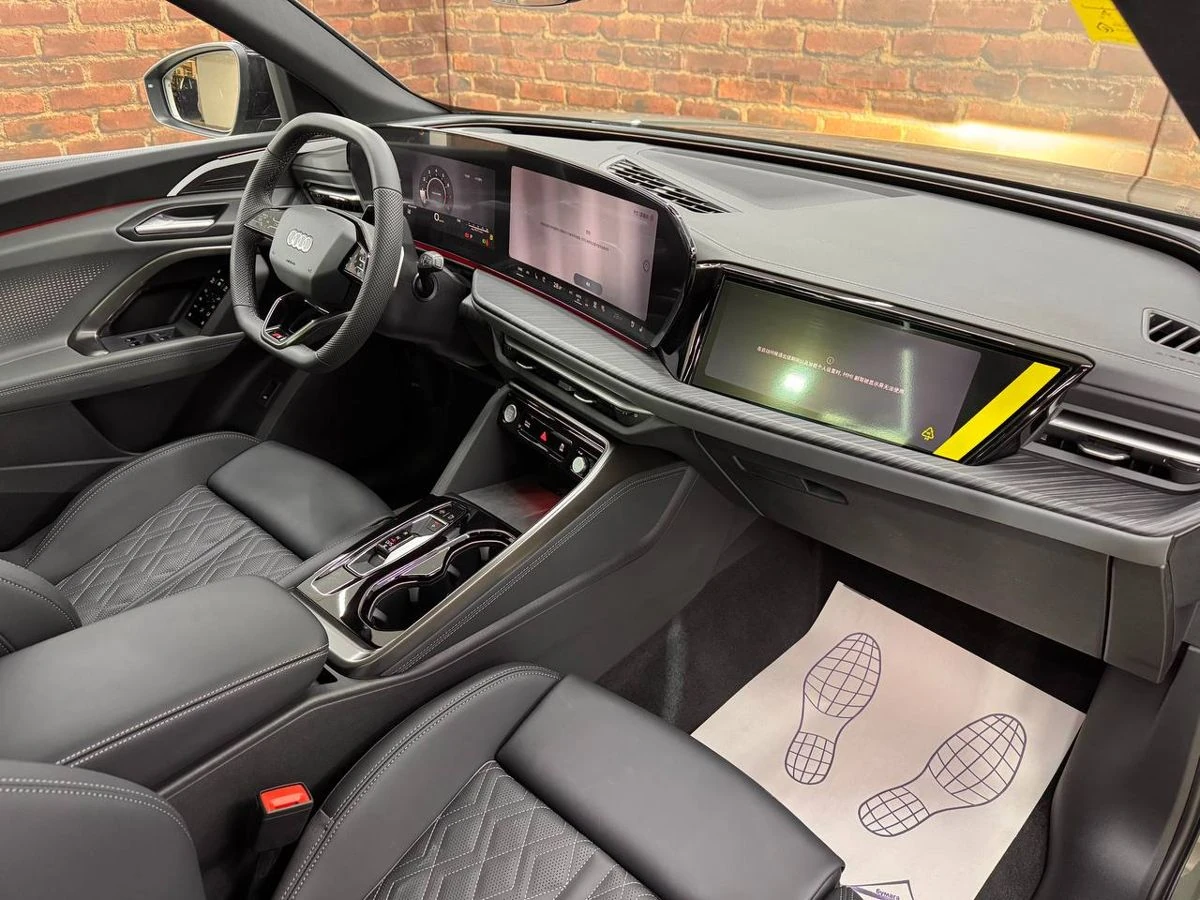 Audi Q5, 2025г, полный привод, робот