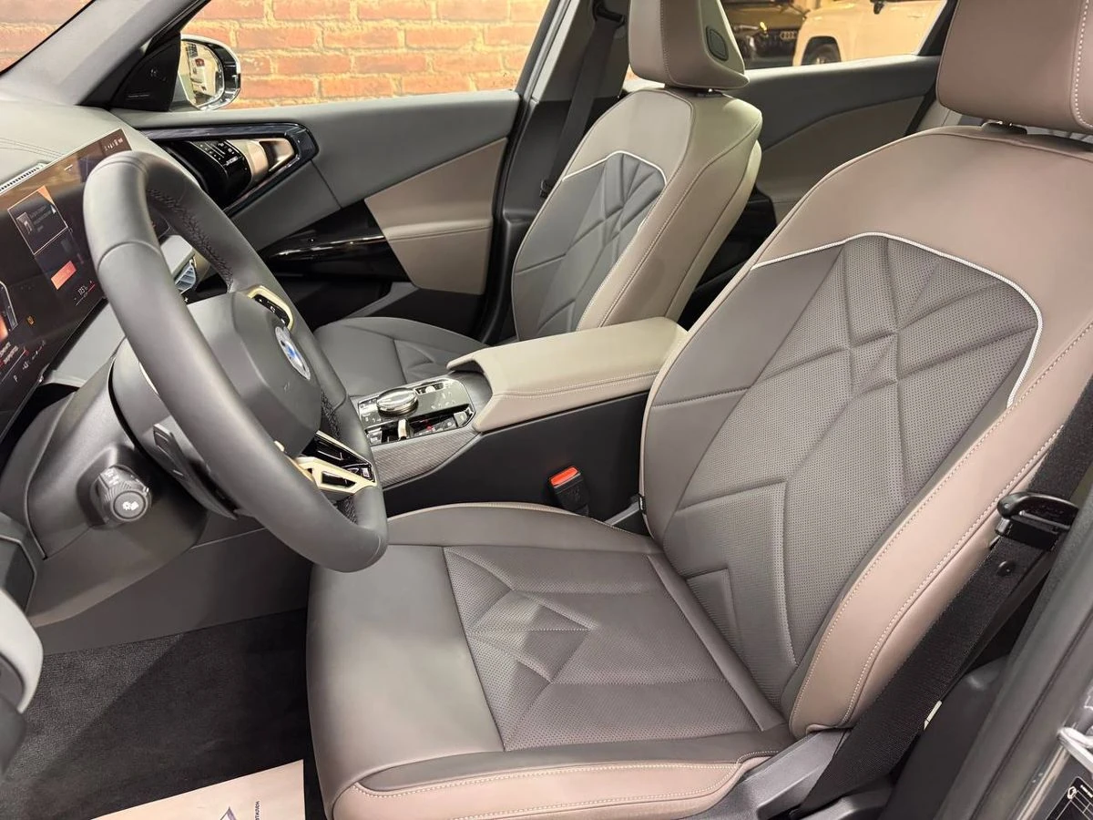 BMW X3, 2025г, полный привод, автомат