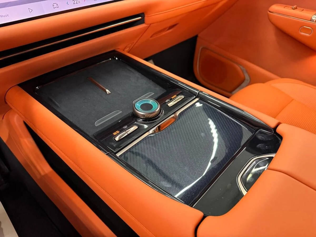 Lynk & Co 900, 2025г, полный привод, автомат