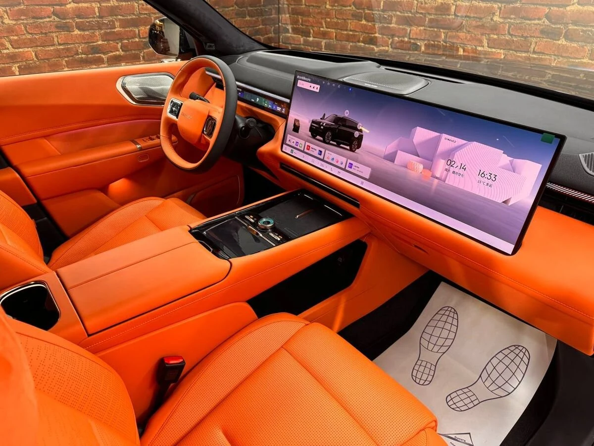 Lynk & Co 900, 2025г, полный привод, автомат