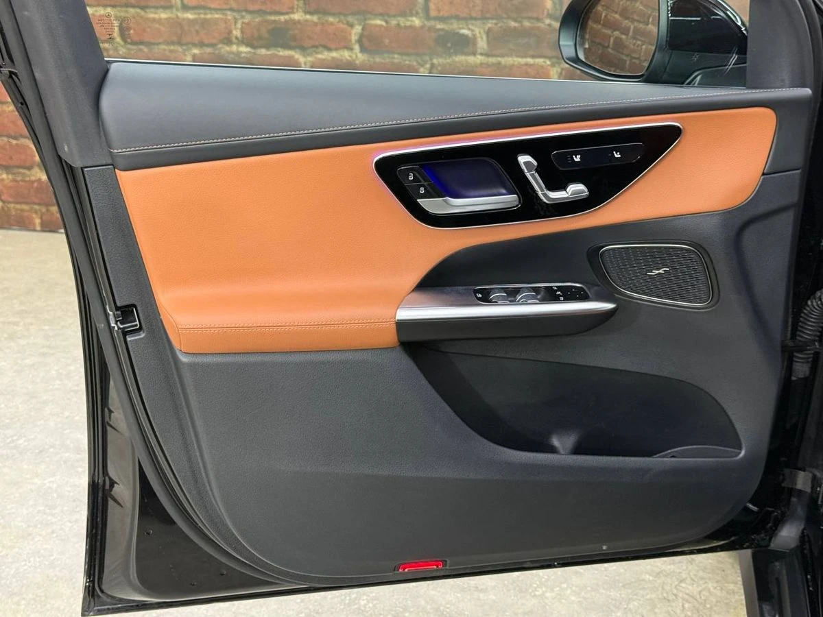 Mercedes-Benz GLC, 2023г, полный привод, автомат