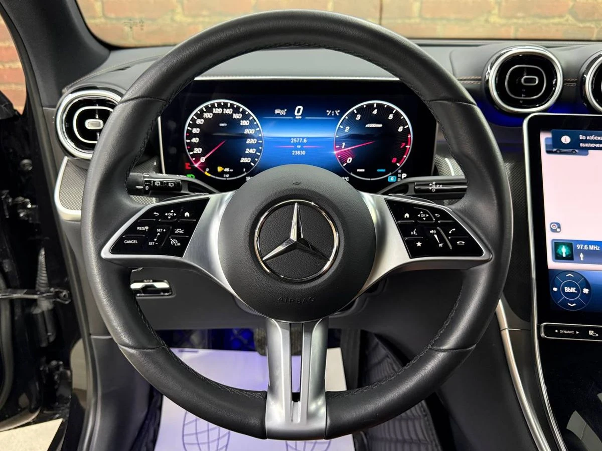 Mercedes-Benz GLC, 2023г, полный привод, автомат