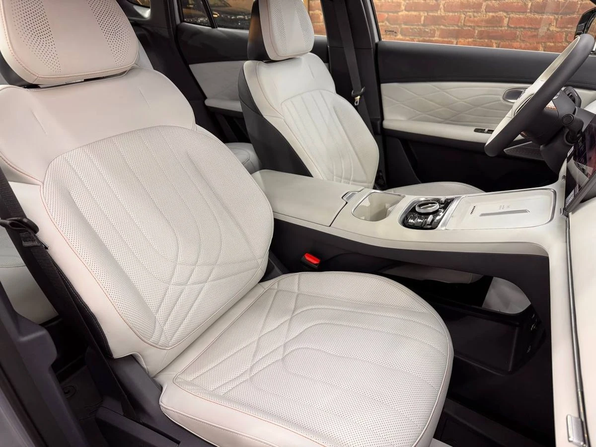 Geely Galaxy Starship 7, 2025г, передний привод, автомат