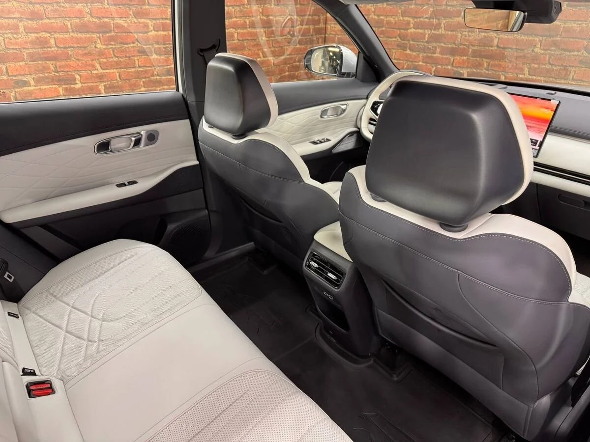 Geely Galaxy Starship 7, 2025г, передний привод, автомат