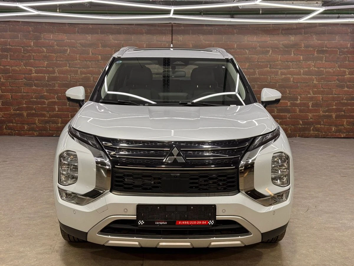 Mitsubishi Outlander, 2023г, полный привод, вариатор