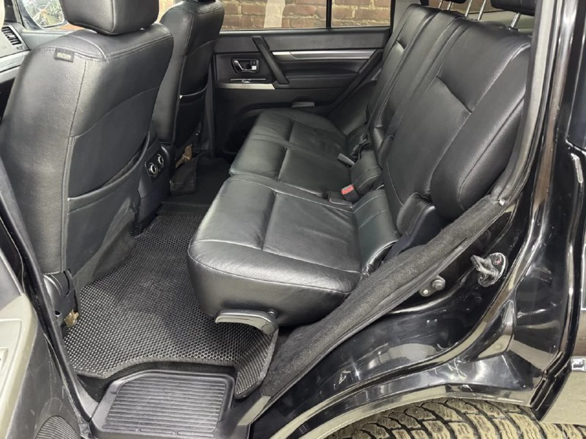 Mitsubishi Pajero, 2012г, полный привод, автомат