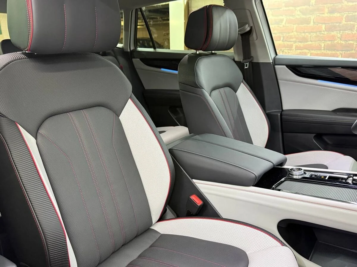 Volkswagen , 2025г., полный привод, робот