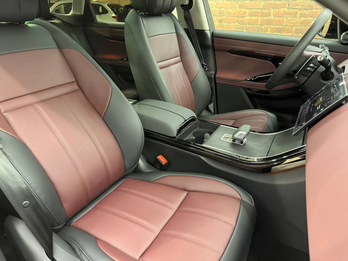 Land Rover , 2025г., полный привод, автомат