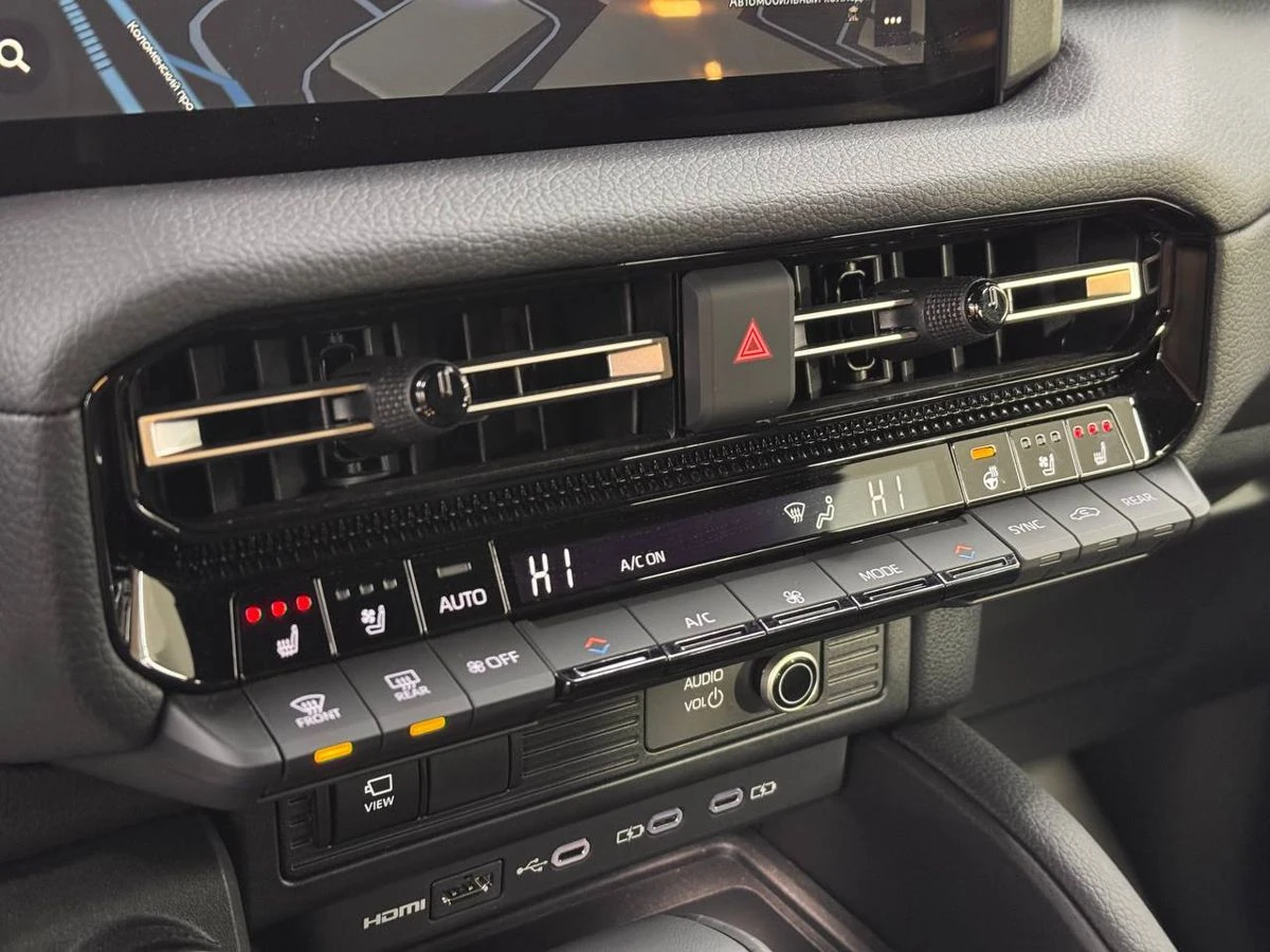 Toyota Land Cruiser Prado, 2025г, полный привод, автомат