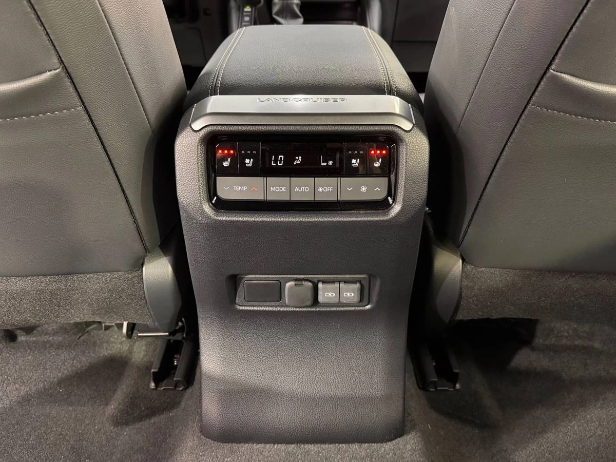 Toyota Land Cruiser Prado, 2025г, полный привод, автомат