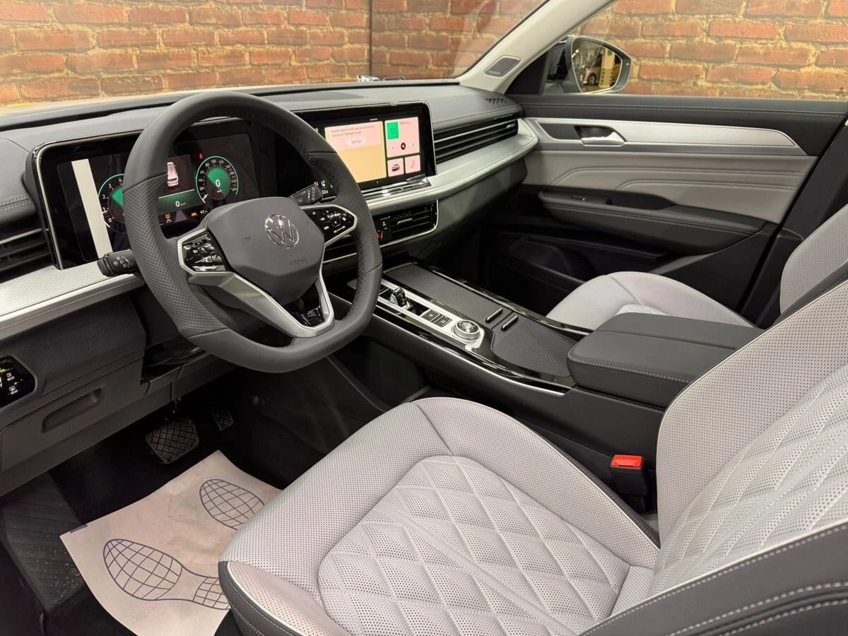 Volkswagen Tavendor, 2026г, полный привод, робот