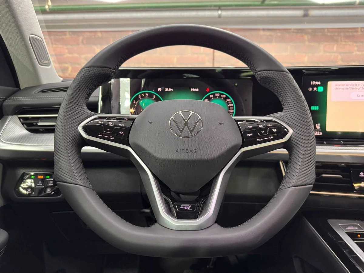 Volkswagen Tavendor, 2026г, полный привод, робот