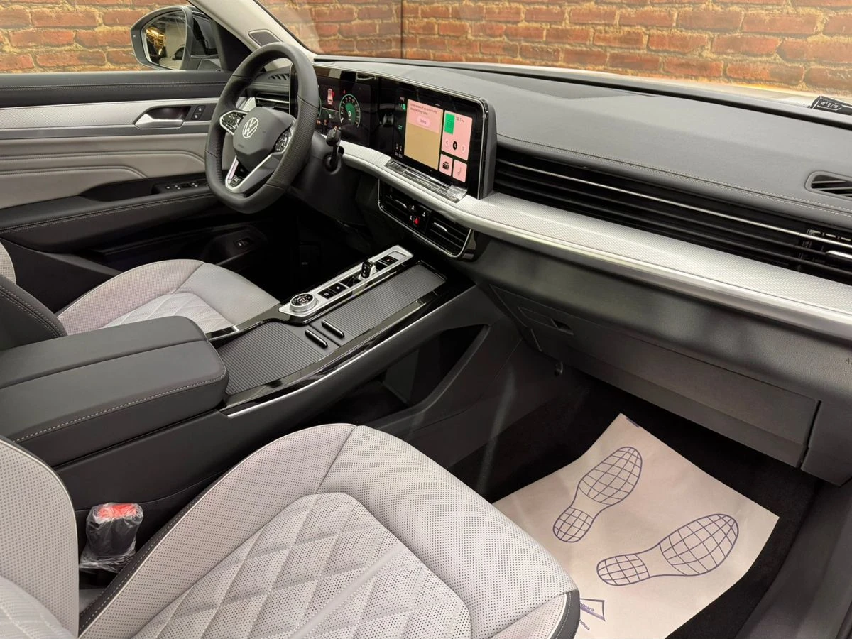 Volkswagen Tavendor, 2026г, полный привод, робот