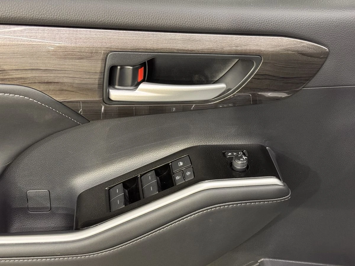 Toyota Highlander, 2026г, полный привод, автомат