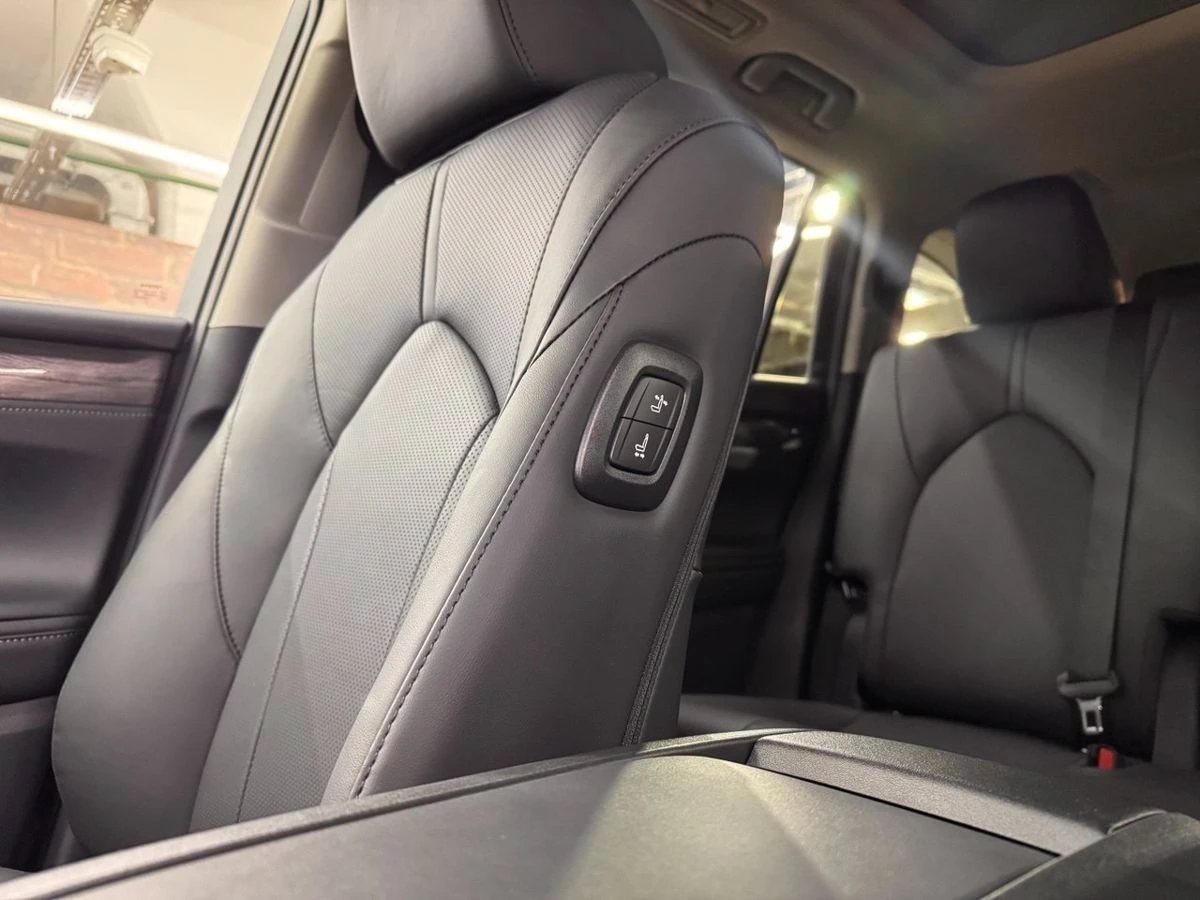 Toyota Highlander, 2026г, полный привод, автомат