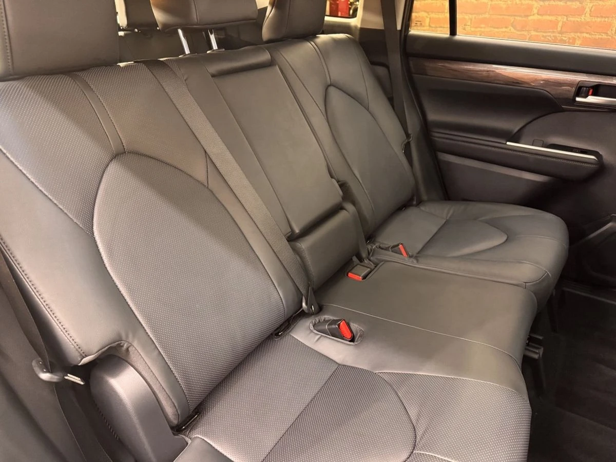 Toyota Highlander, 2026г, полный привод, автомат