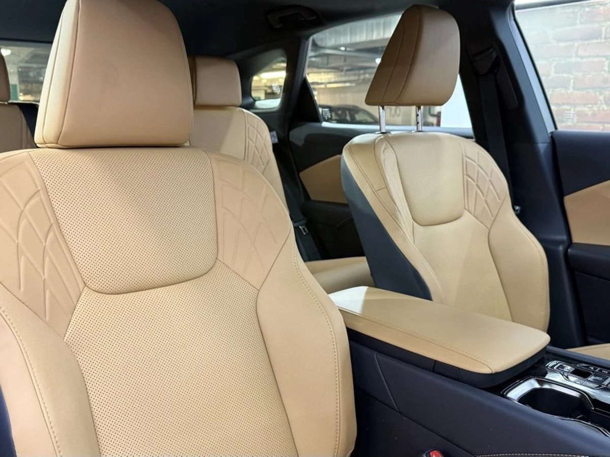 Lexus RX, 2025г, полный привод, автомат