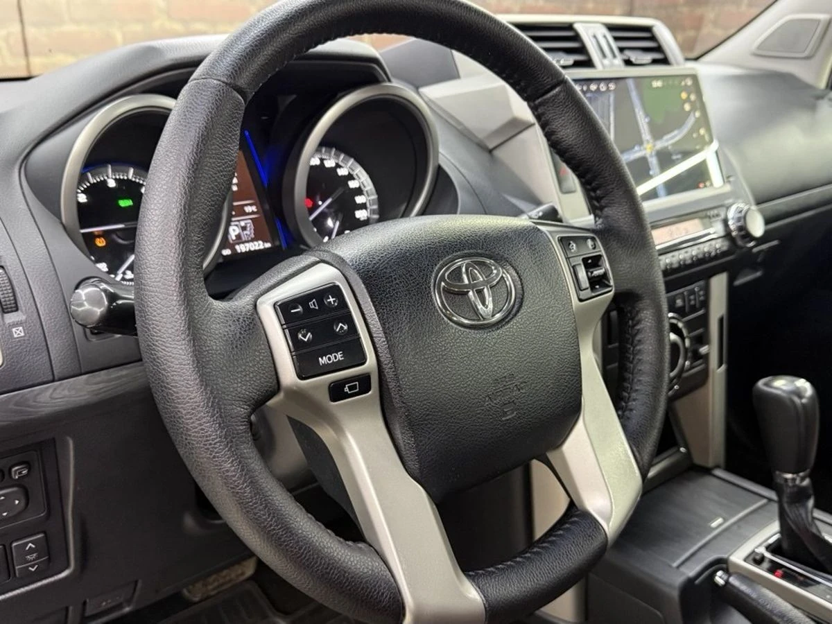 Toyota Land Cruiser Prado, 2016г, полный привод, автомат
