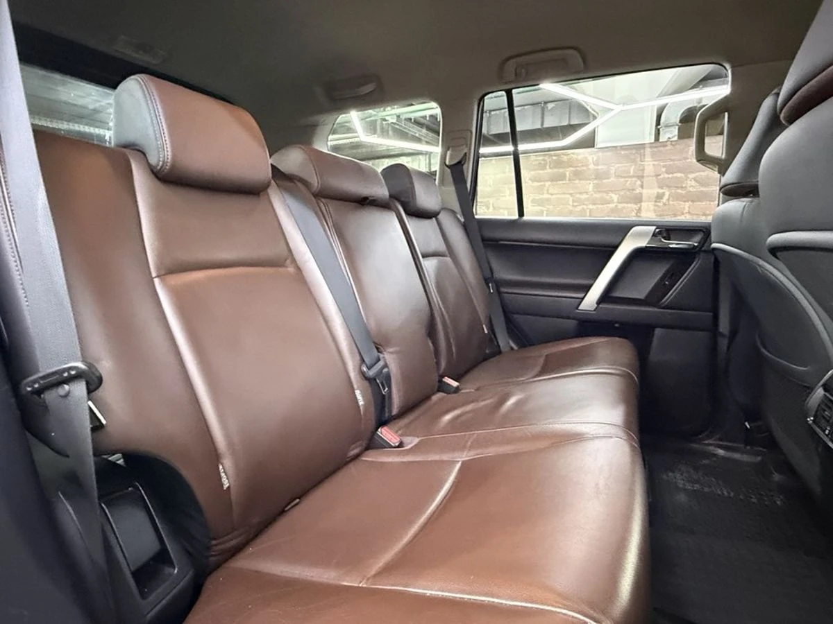 Toyota Land Cruiser Prado, 2016г, полный привод, автомат