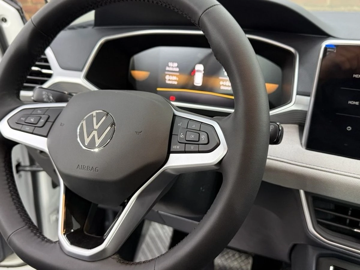 Volkswagen Tharu, 2025г, передний привод, робот