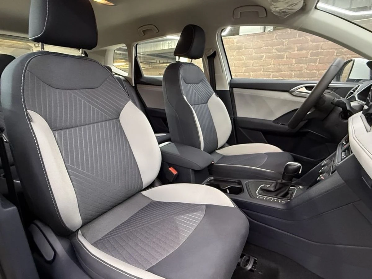 Volkswagen Tharu, 2025г, передний привод, робот