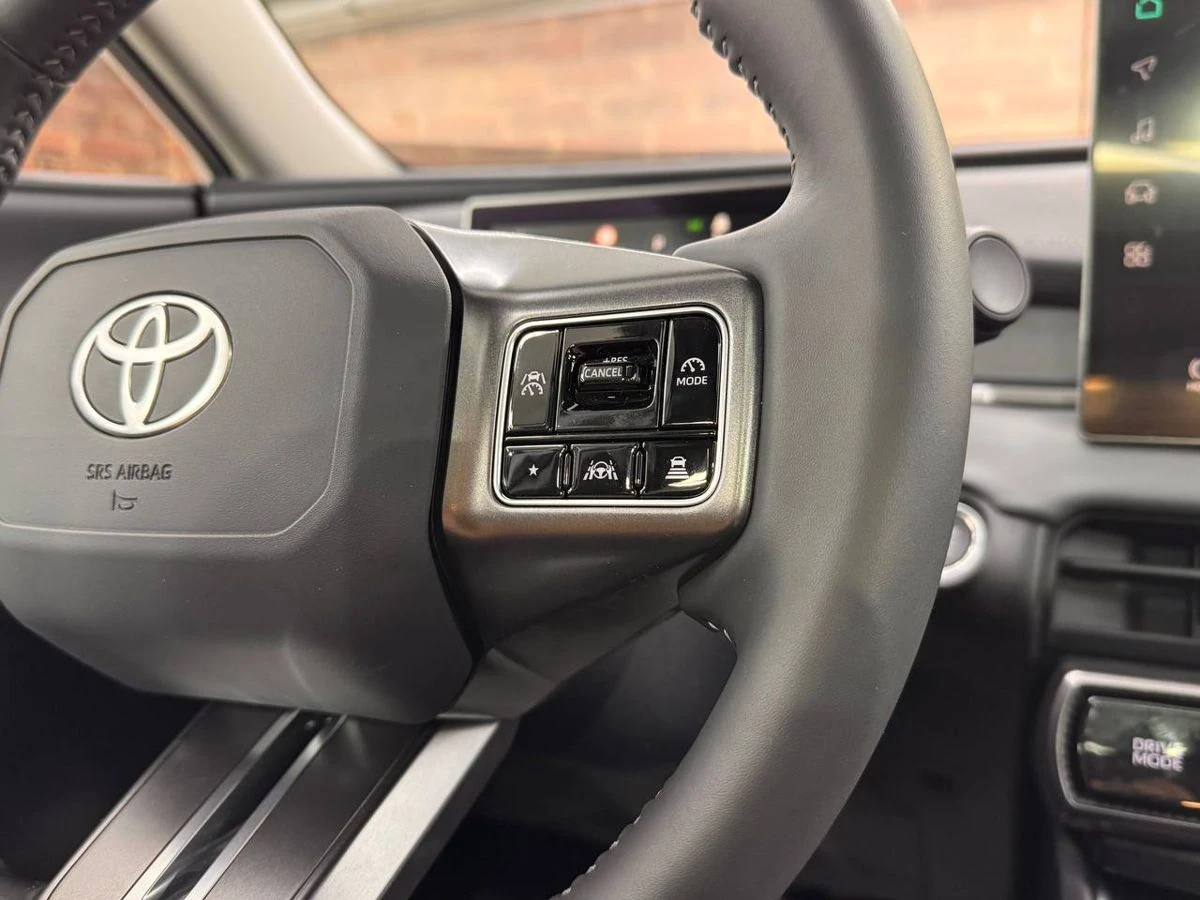 Toyota RAV4, 2026г, полный привод, вариатор