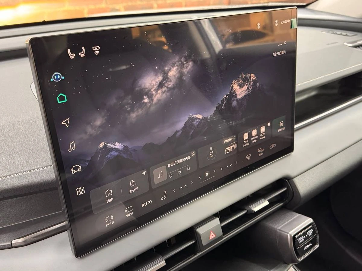 Toyota RAV4, 2026г, полный привод, вариатор