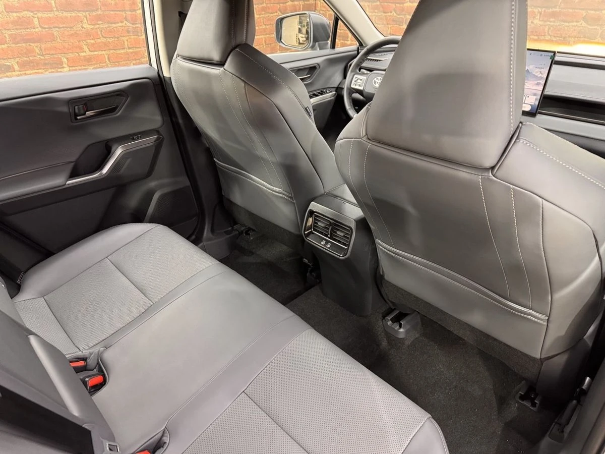 Toyota Wildlander, 2026г, полный привод, вариатор